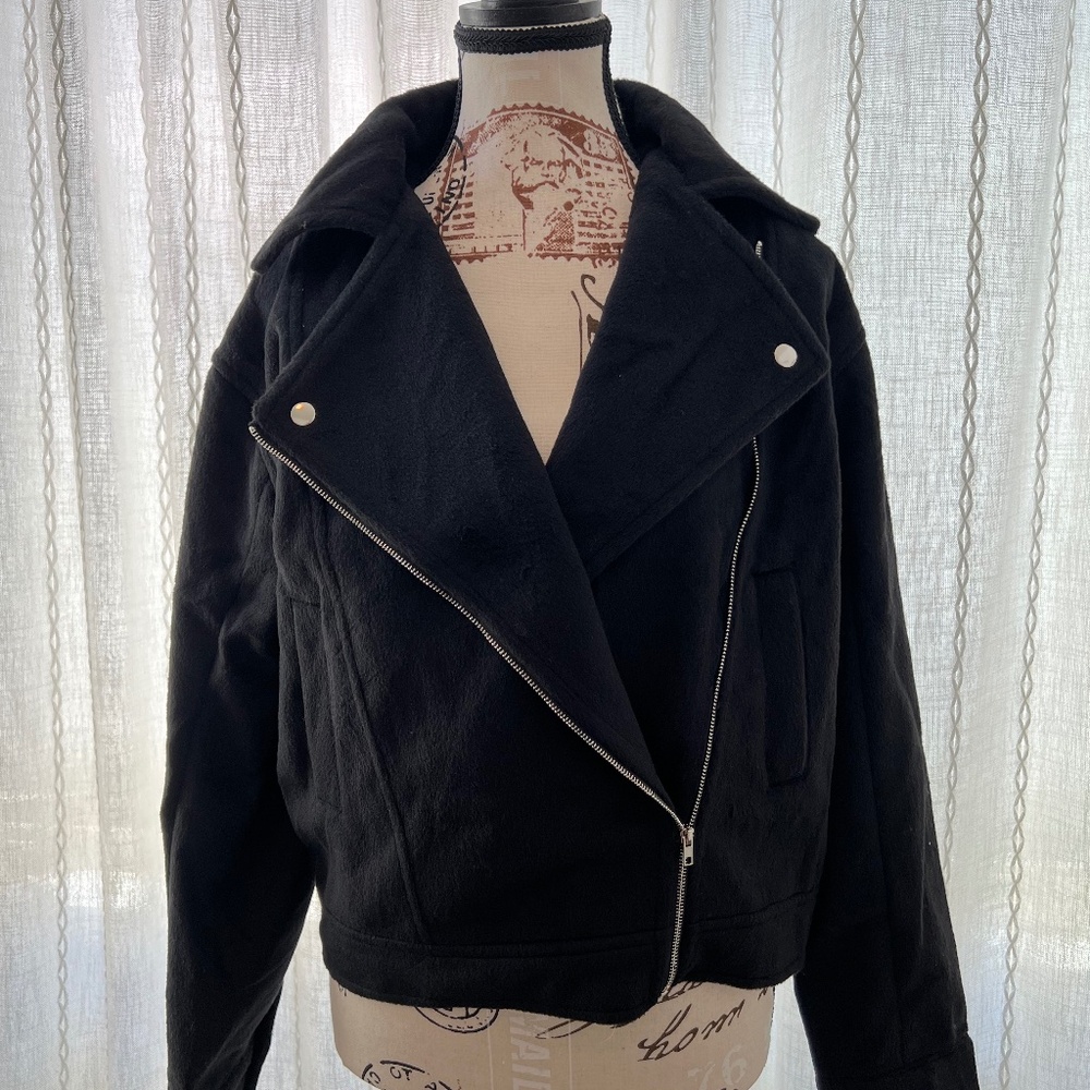 Area stars black zipper jacket